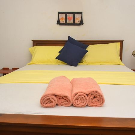 Senu Homestay Sigirija Zewnętrze zdjęcie